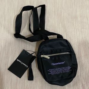 ARIANA GRANDE SWT RARE cross bag💕